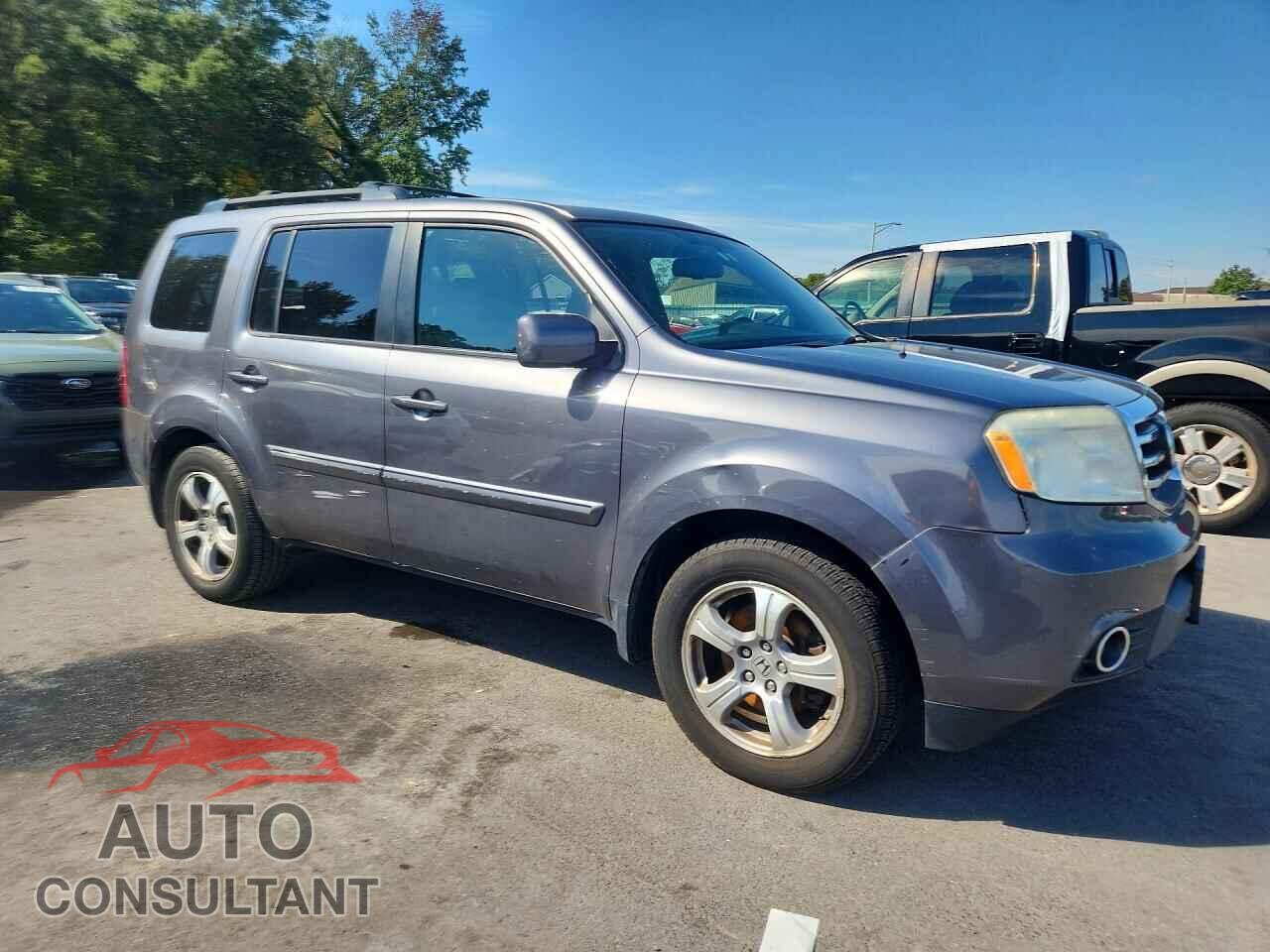 HONDA PILOT 2015 - 5FNYF4H55FB007349