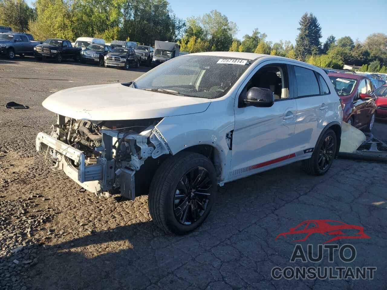 MITSUBISHI OUTLANDER 2023 - JA4ARUAU8PU009738