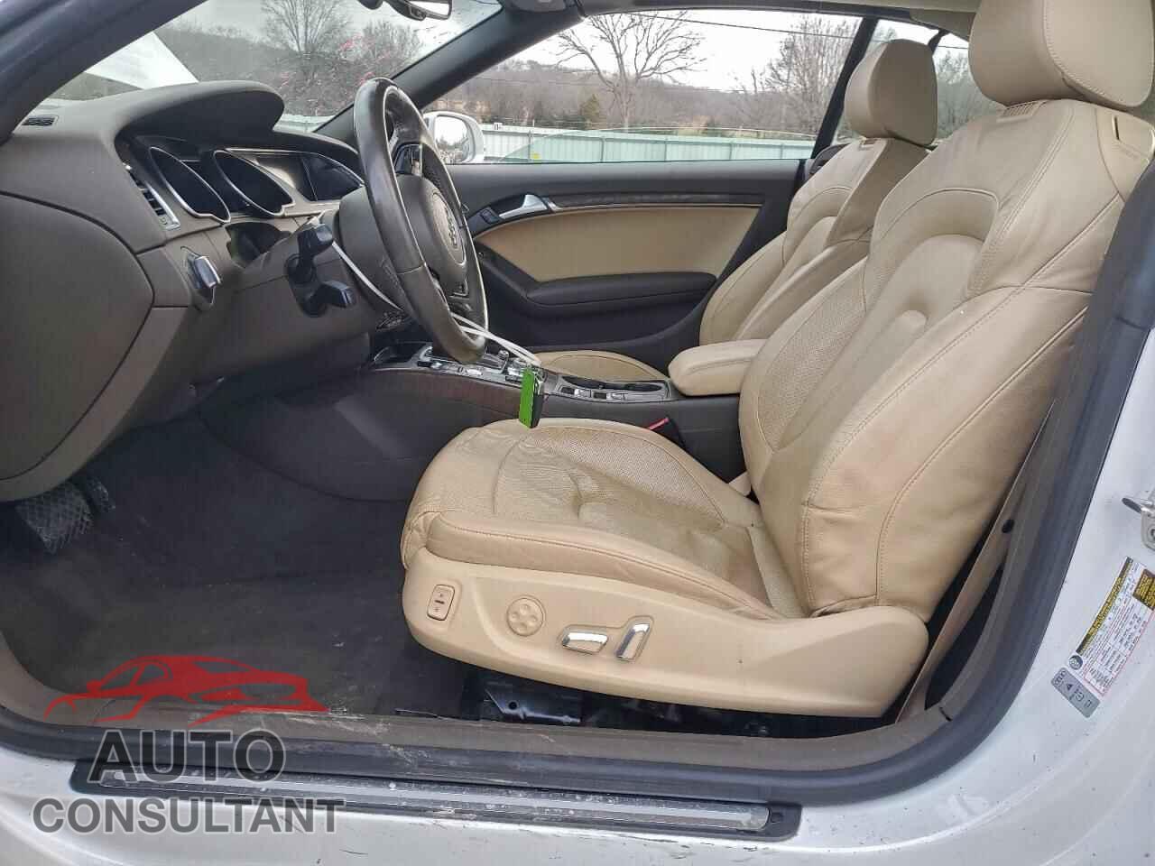 AUDI A5 2014 - WAULFAFH4EN008107