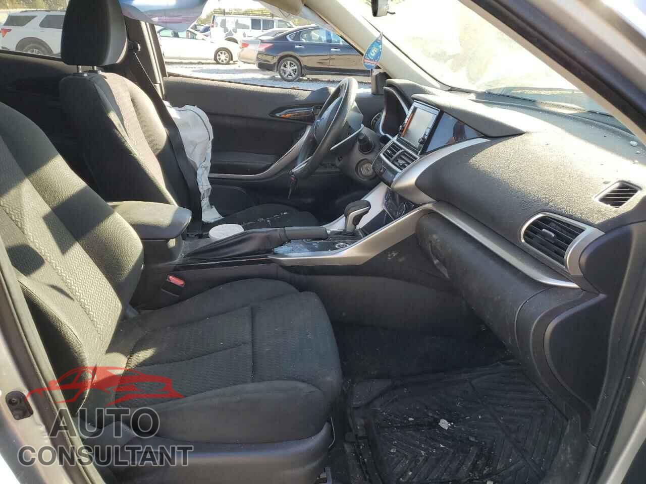 MITSUBISHI ECLIPSE 2019 - JA4AT3AA7KZ034045