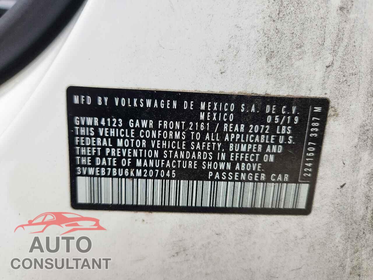 VOLKSWAGEN JETTA 2019 - 3VWEB7BU6KM207045