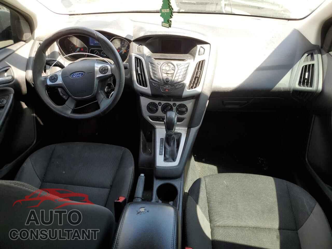 FORD FOCUS 2014 - 1FADP3F29EL373606