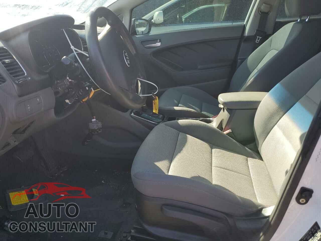 KIA FORTE 2017 - 3KPFK4A79HE022153