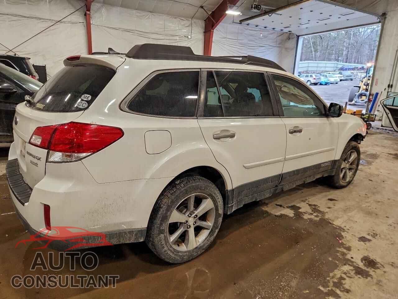 SUBARU OUTBACK 2013 - 4S4BRBSC0D3300025