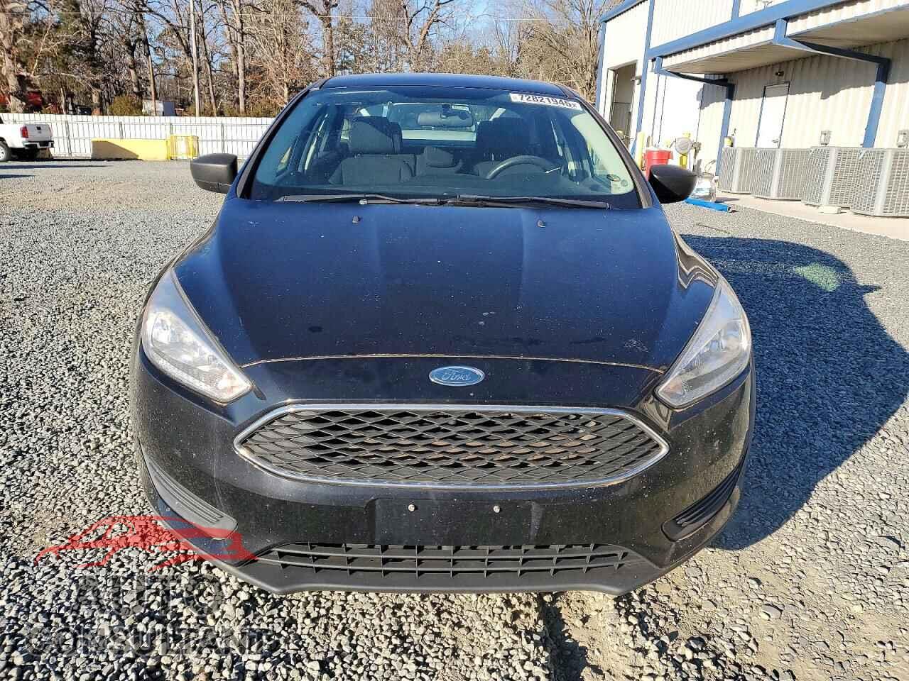 FORD FOCUS 2017 - 1FADP3E25HL233901