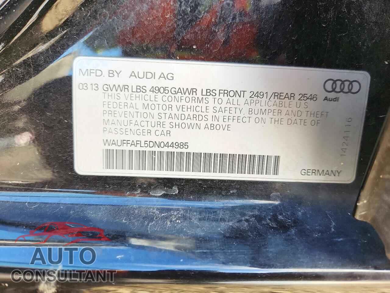 AUDI A4 2013 - WAUFFAFL5DN044985