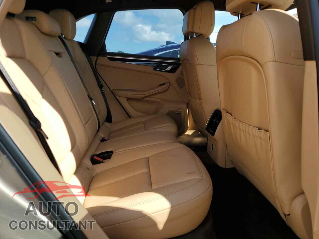 PORSCHE MACAN 2018 - WP1AA2A57JLB06967