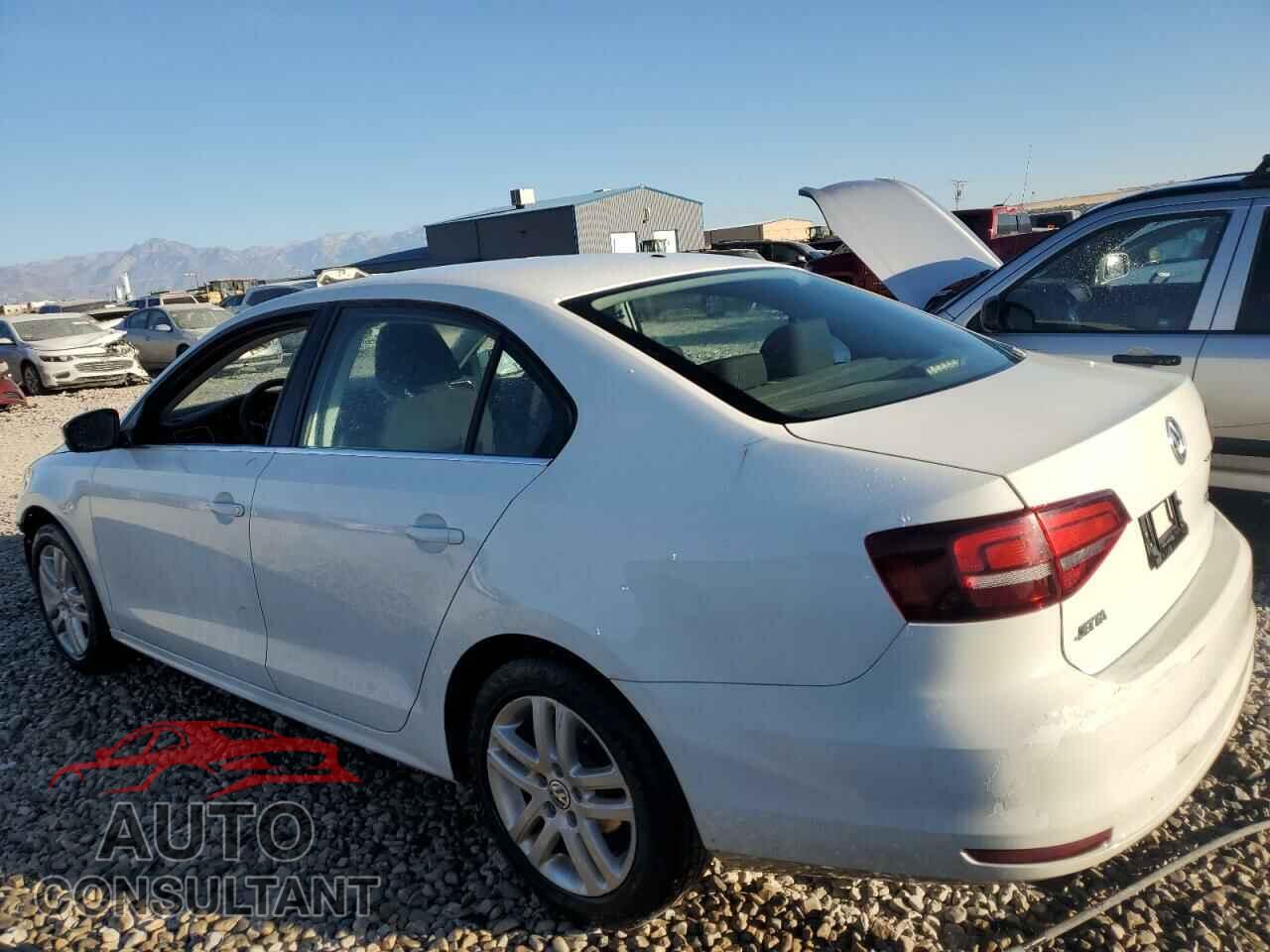 VOLKSWAGEN JETTA 2017 - 3VW2B7AJ2HM247383