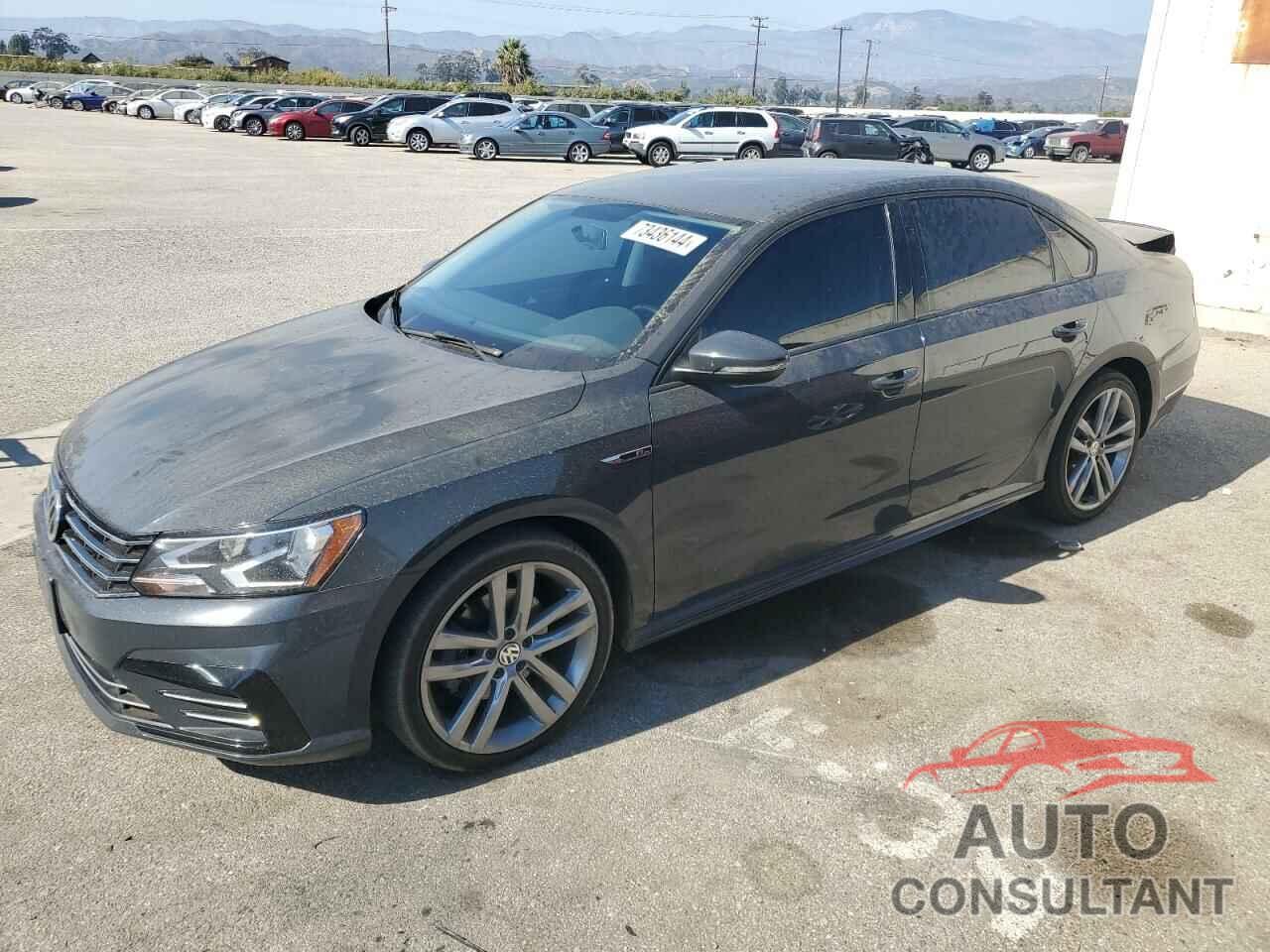 VOLKSWAGEN PASSAT 2018 - 1VWAA7A36JC005350