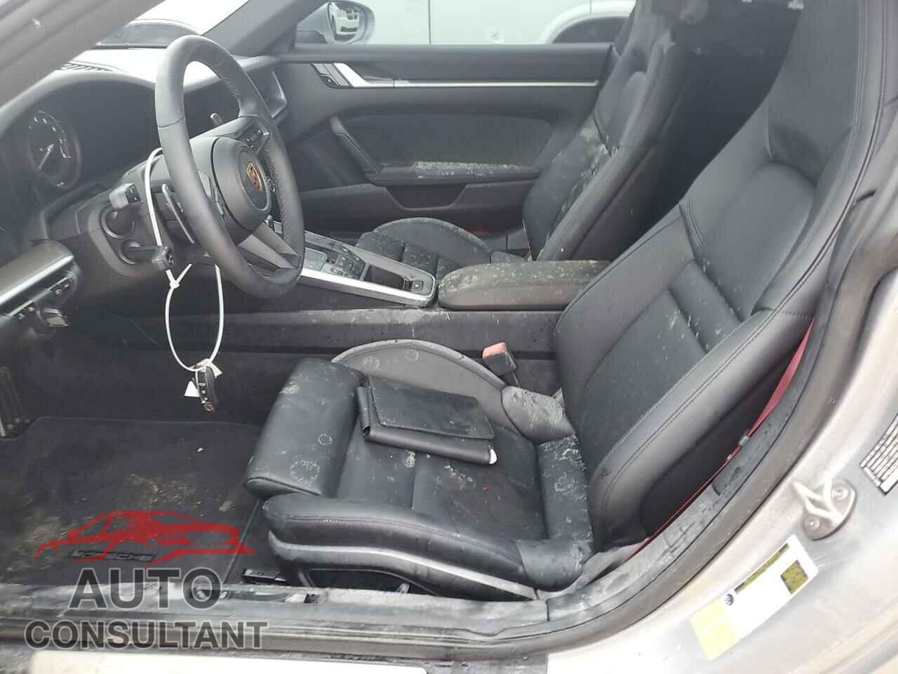 PORSCHE 911 2021 - WP0AB2A9XMS221638