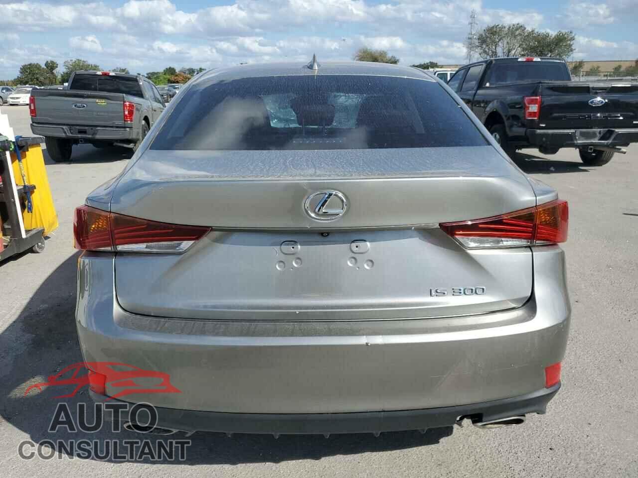 LEXUS IS 2018 - JTHBA1D25J5077344