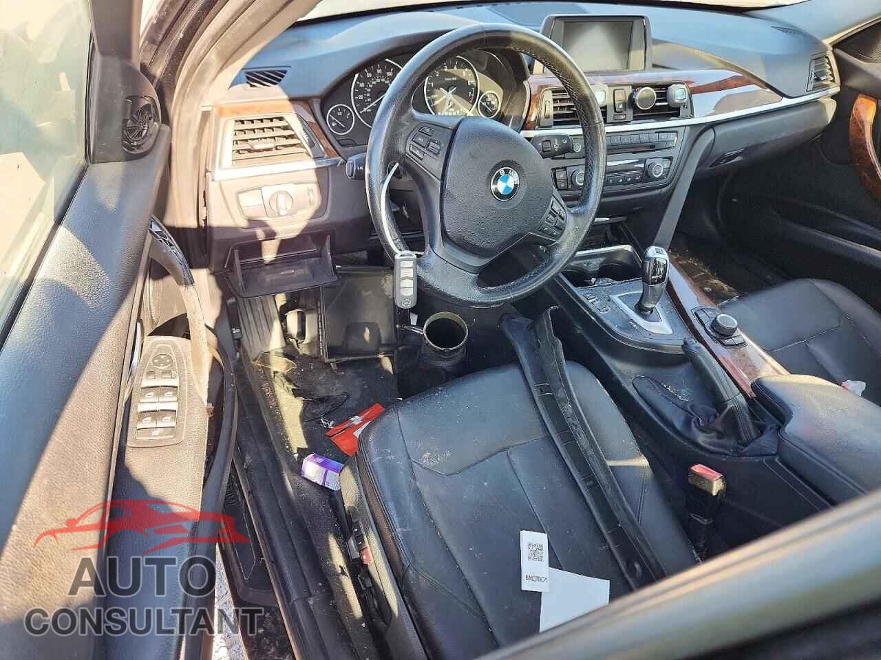 BMW 3 SERIES 2013 - WBA3B3C5XDF542366