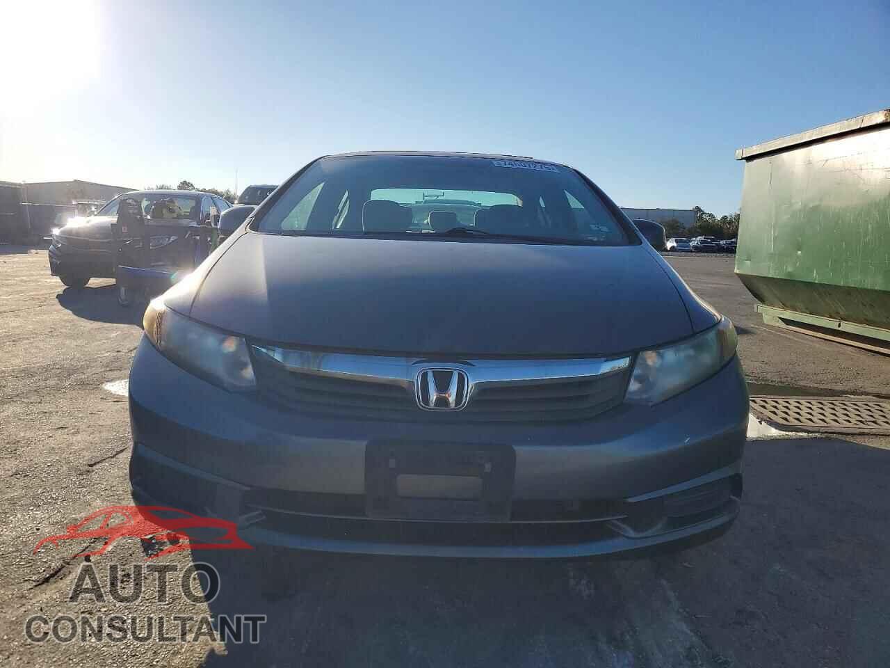 HONDA CIVIC 2012 - 2HGFB2F86CH587237