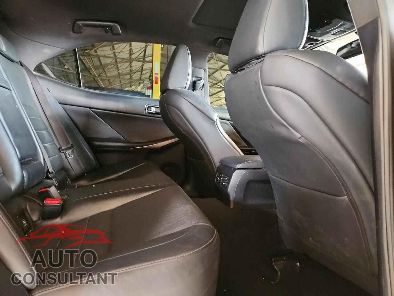 LEXUS IS 2015 - JTHBF1D29F5065190