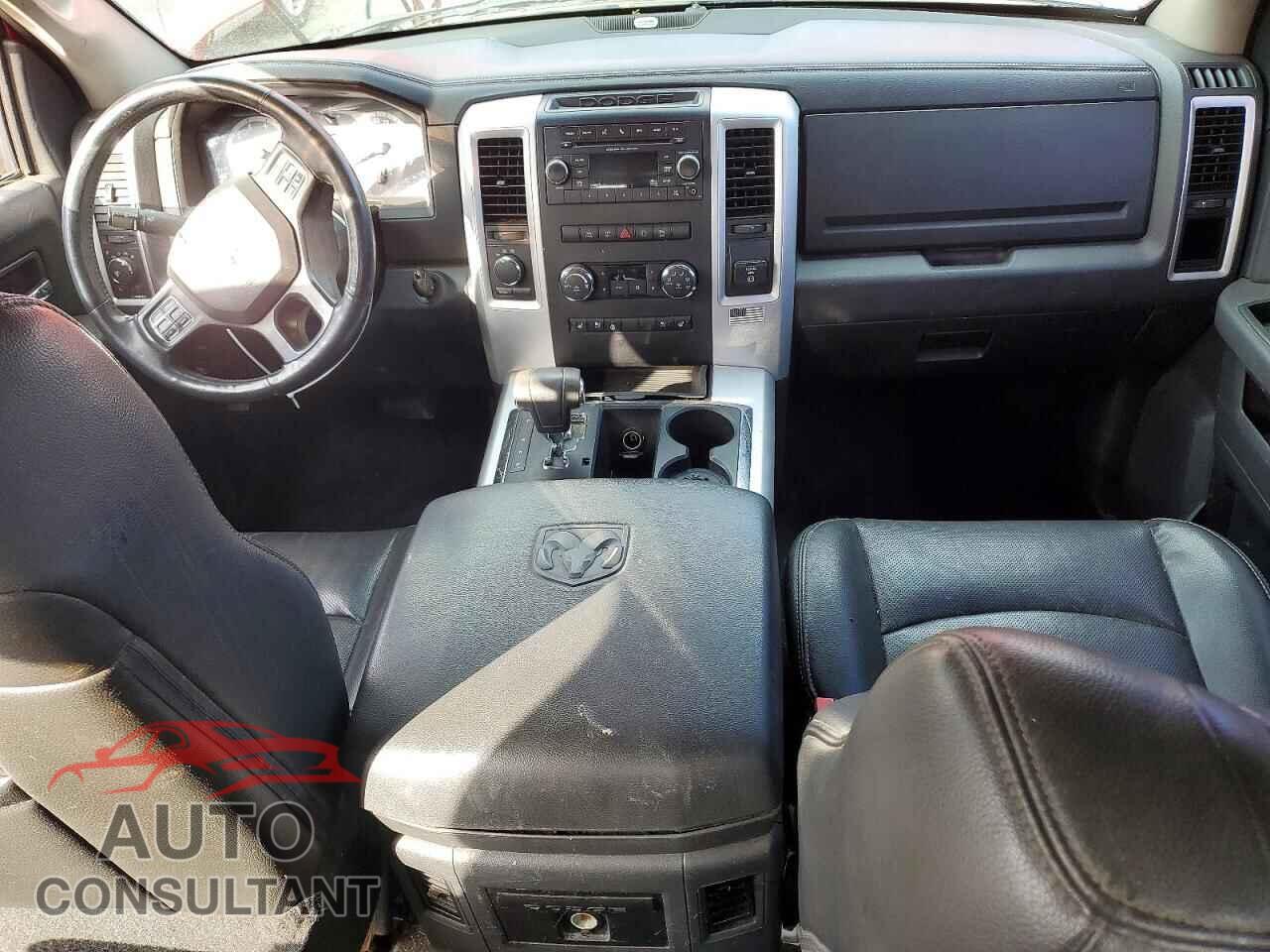 DODGE RAM 1500 2012 - 1C6RD7MT1CS256589
