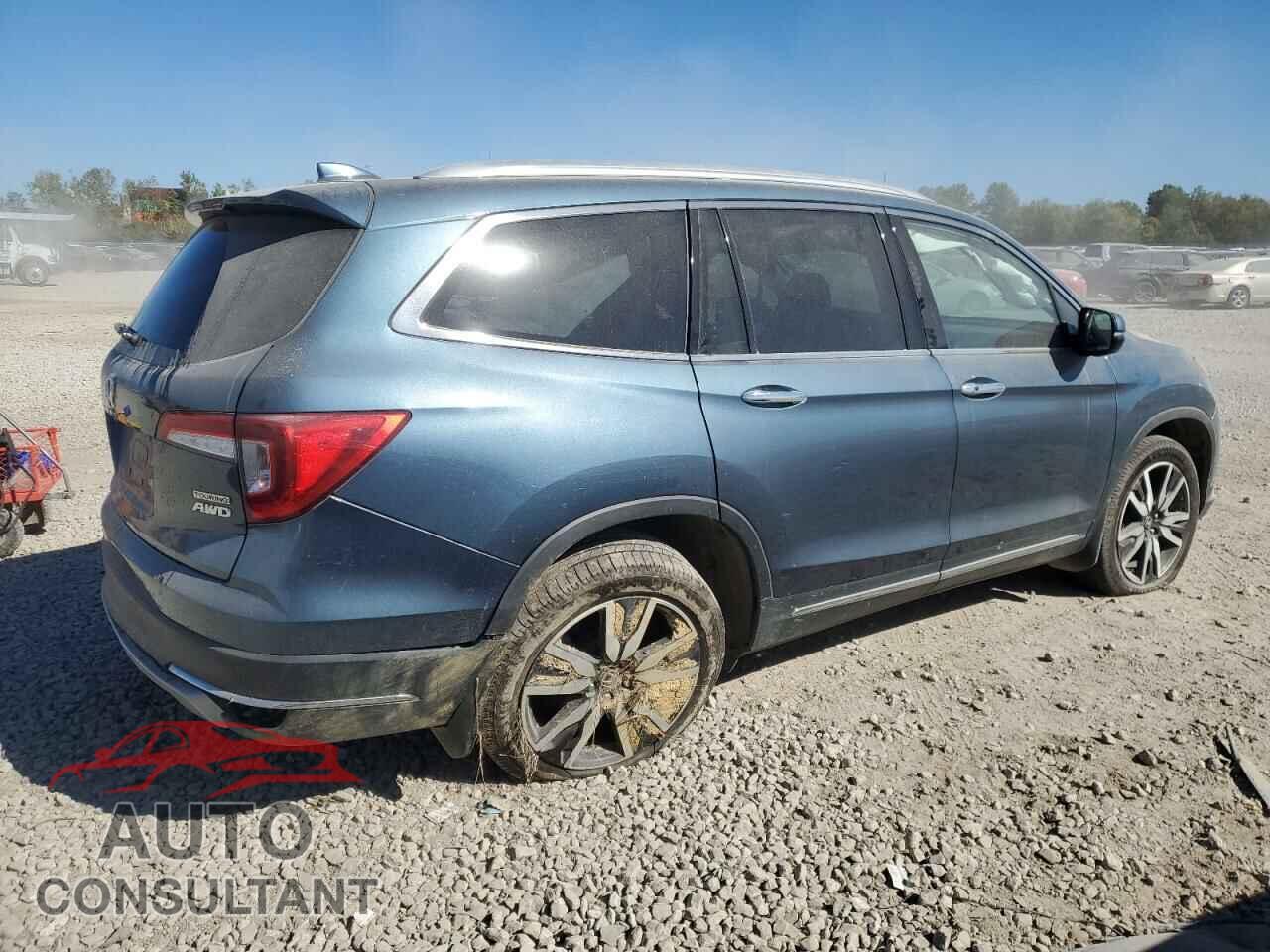 HONDA PILOT 2021 - 5FNYF6H93MB089545