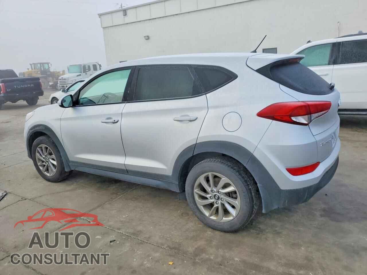 HYUNDAI TUCSON 2018 - KM8J2CA48JU778909