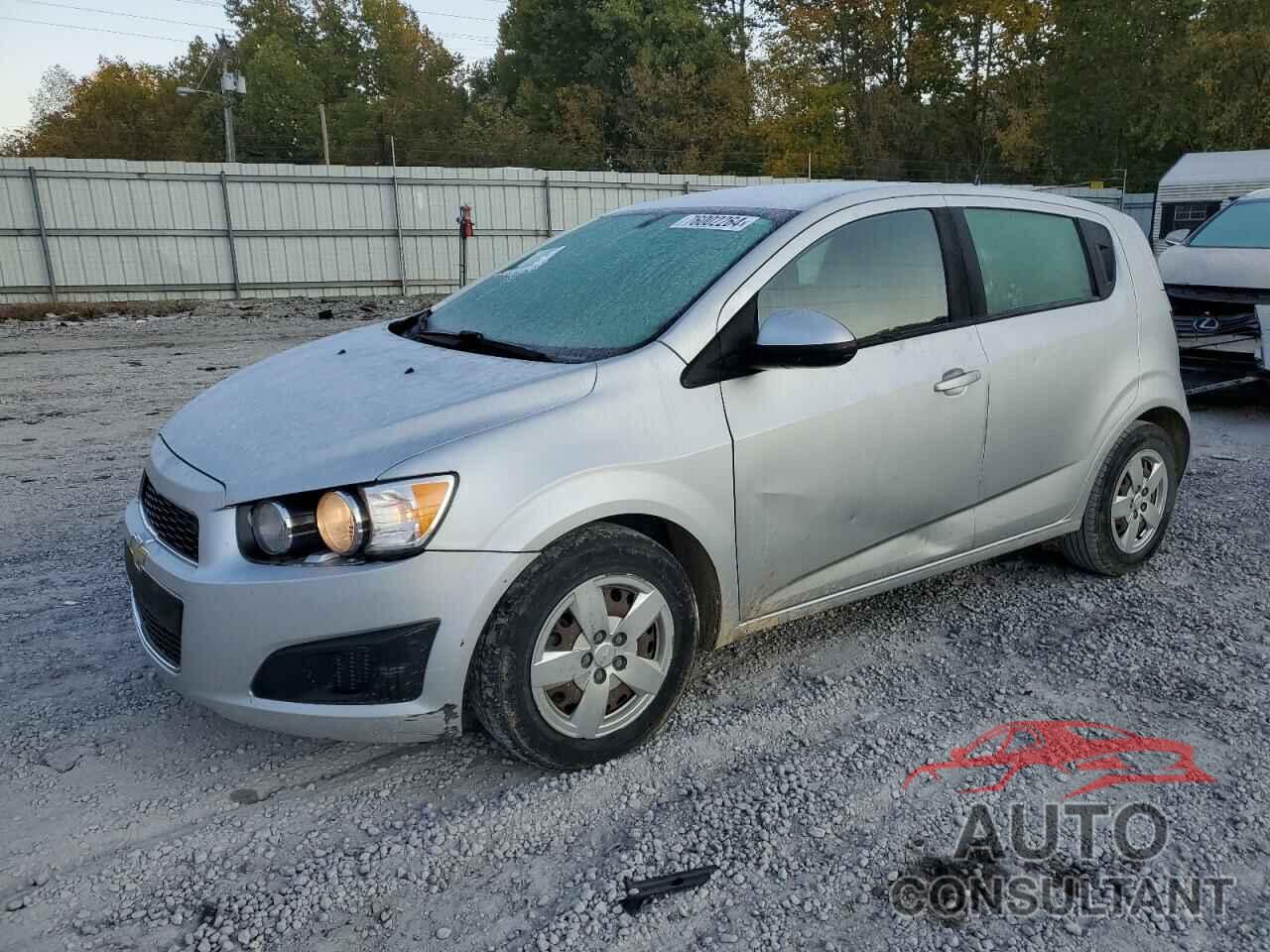 CHEVROLET SONIC 2016 - 1G1JA6SH9G4157335