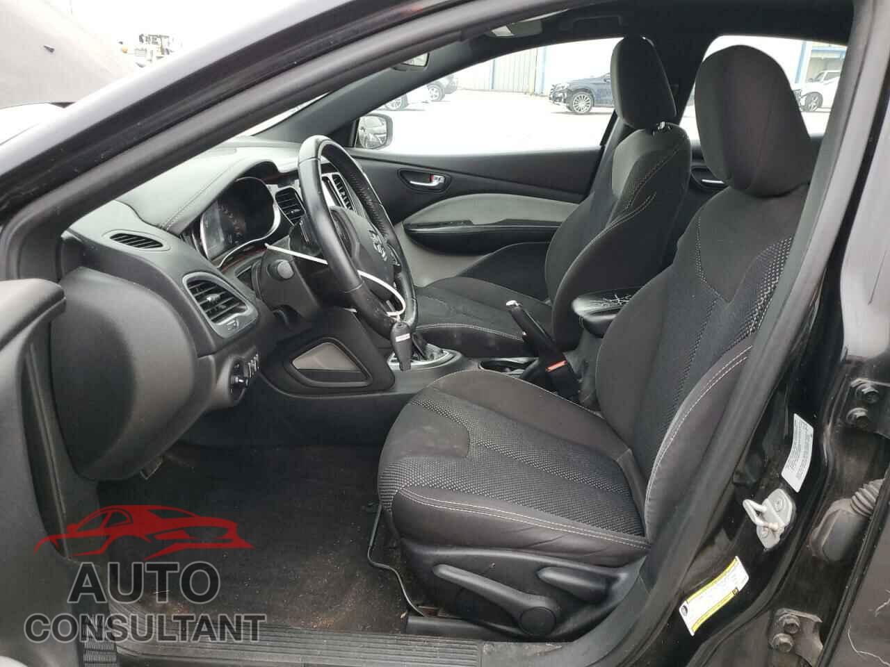 DODGE DART 2015 - 1C3CDFBB0FD237645