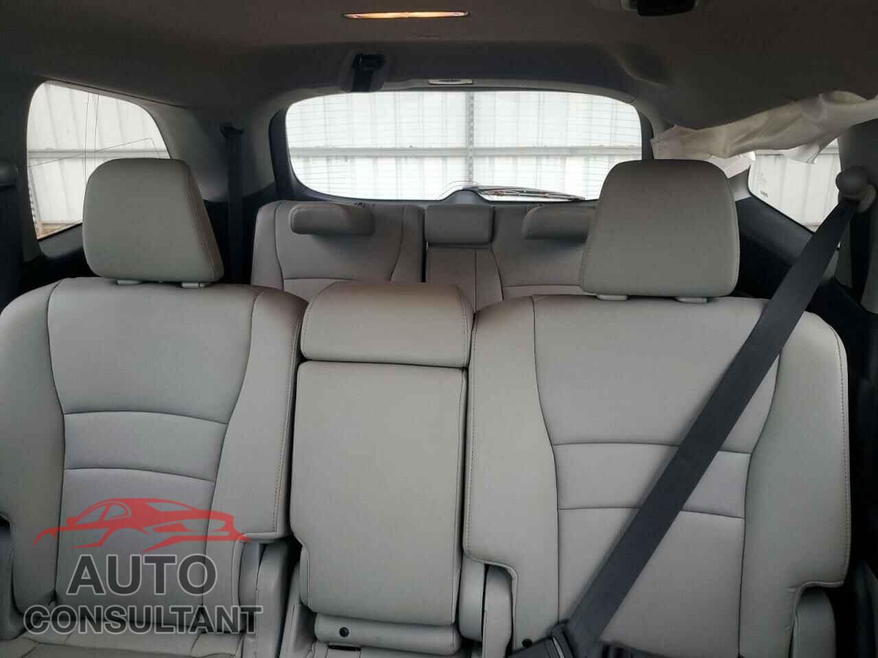 HONDA PILOT 2016 - 5FNYF5H54GB002893