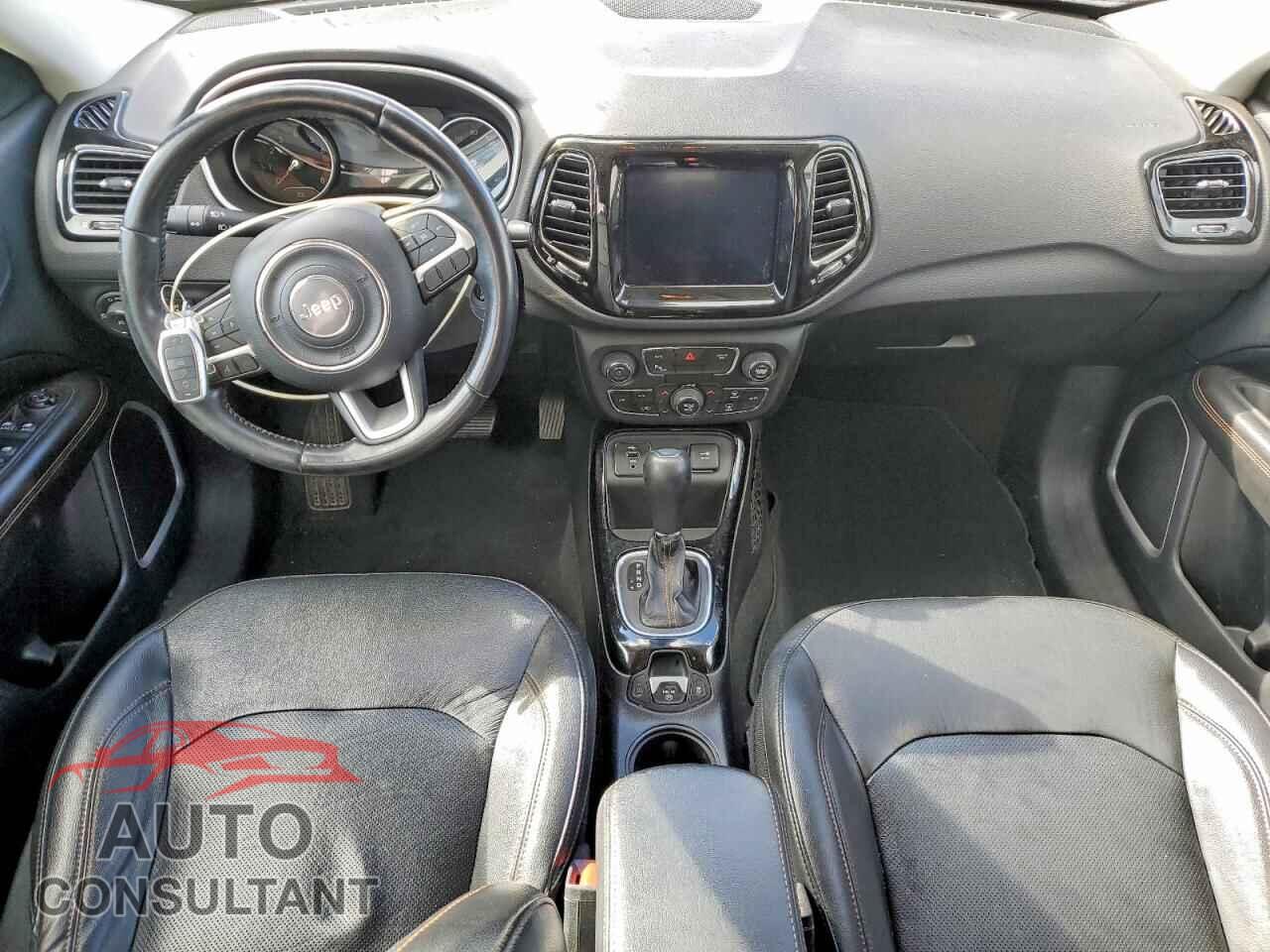 JEEP COMPASS 2020 - 3C4NJCCB8LT224853