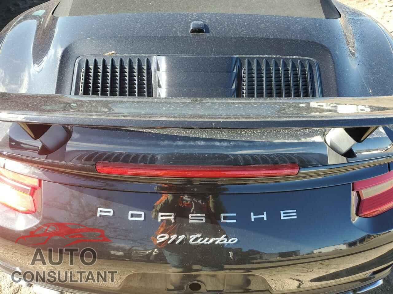 PORSCHE 911 2017 - WP0CD2A98HS178622