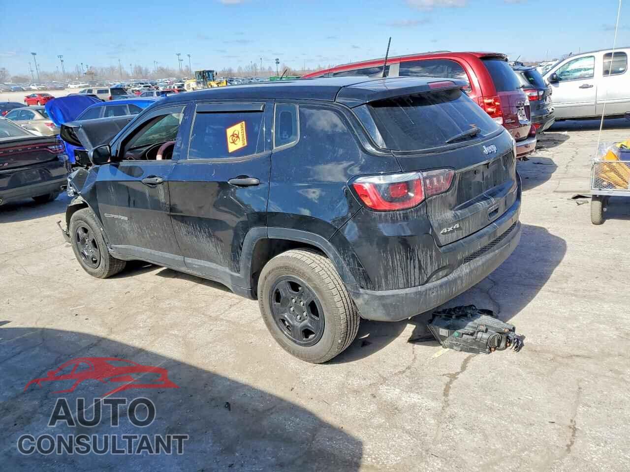 JEEP COMPASS 2018 - 3C4NJDAB1JT104317