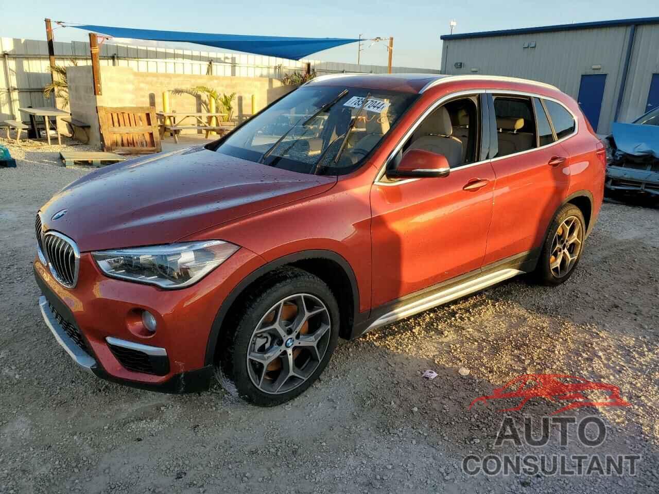 BMW X1 2018 - WBXHU7C3XJ3H43079