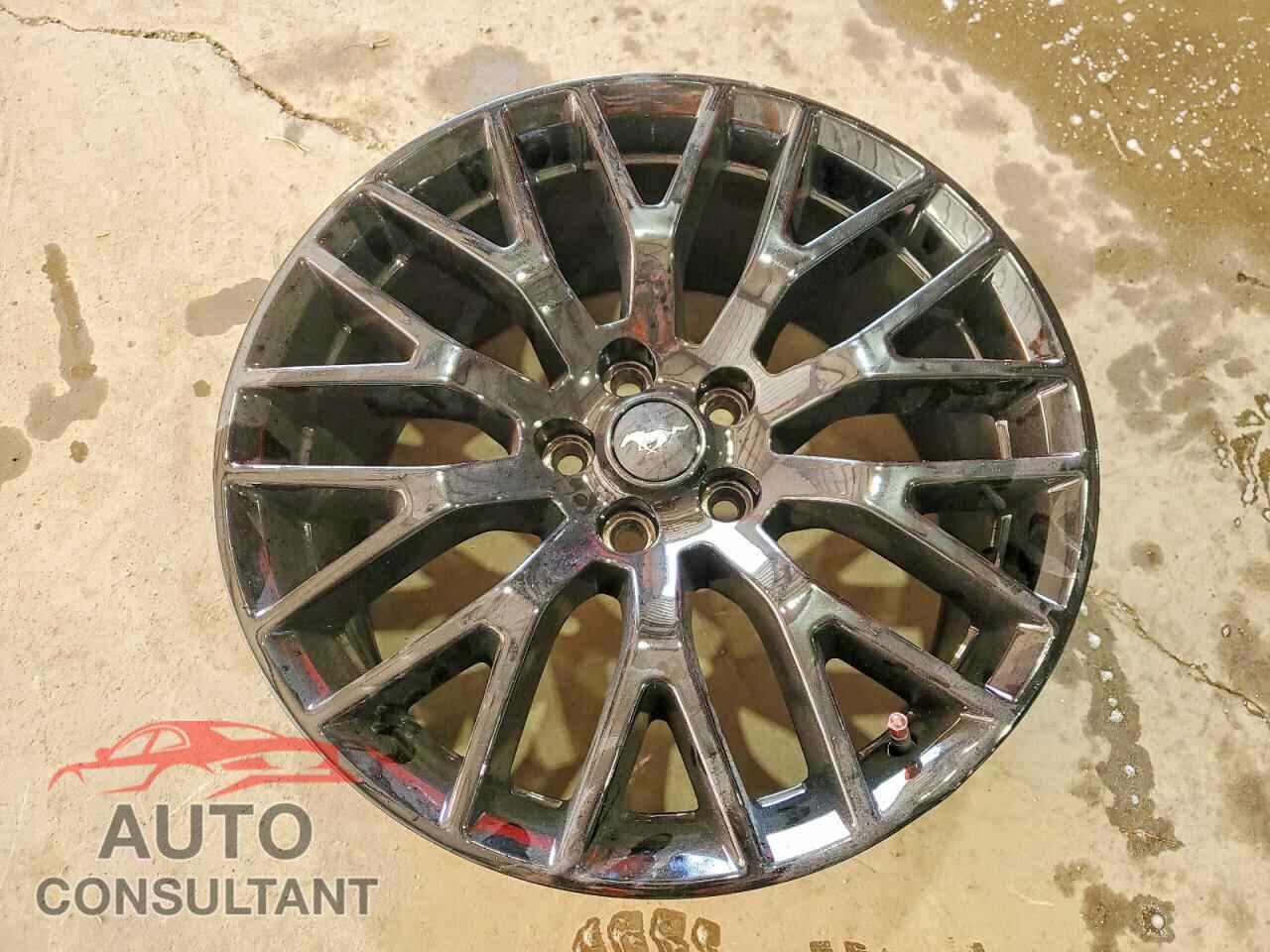 FORD MUSTANG 2017 - 1FA6P8CF9H5308373
