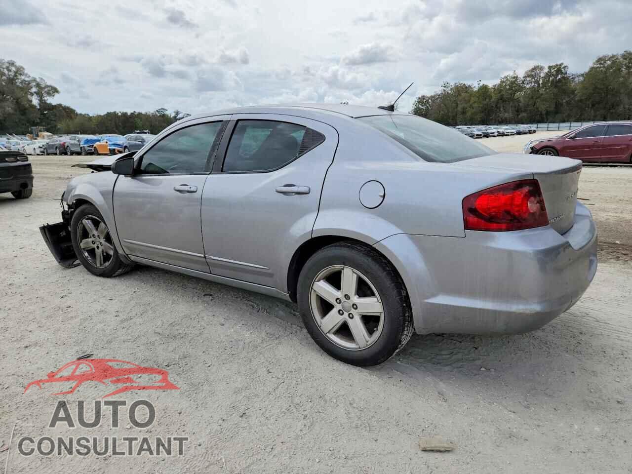 DODGE AVENGER 2013 - 1C3CDZAB8DN613082