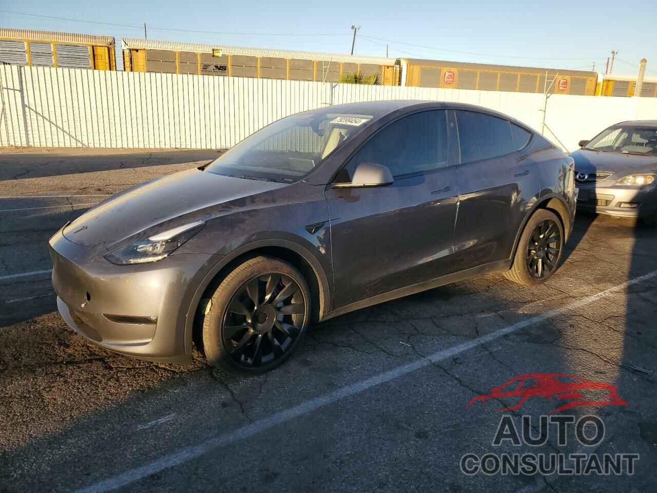 TESLA MODEL Y 2023 - 7SAYGDED0PF944378