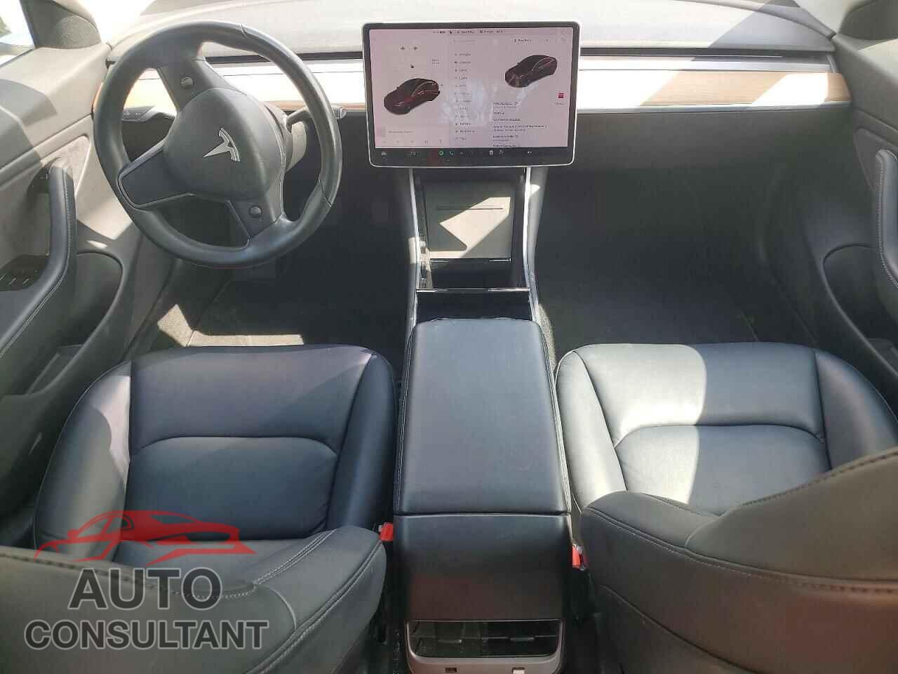 TESLA MODEL 3 2018 - 5YJ3E1EA4JF123082