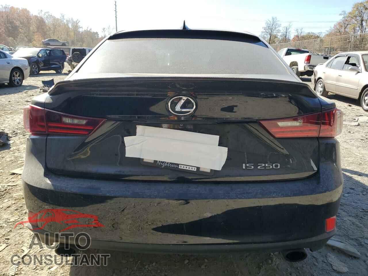 LEXUS IS 2014 - JTHBF1D27E5017928