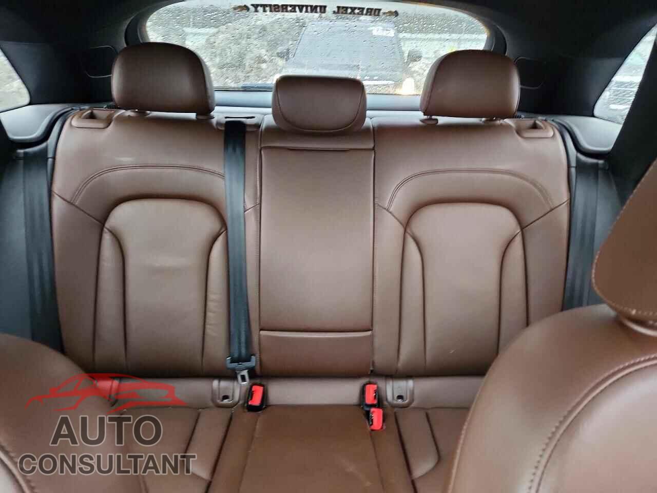 AUDI Q3 2016 - WA1EFCFS4GR019973