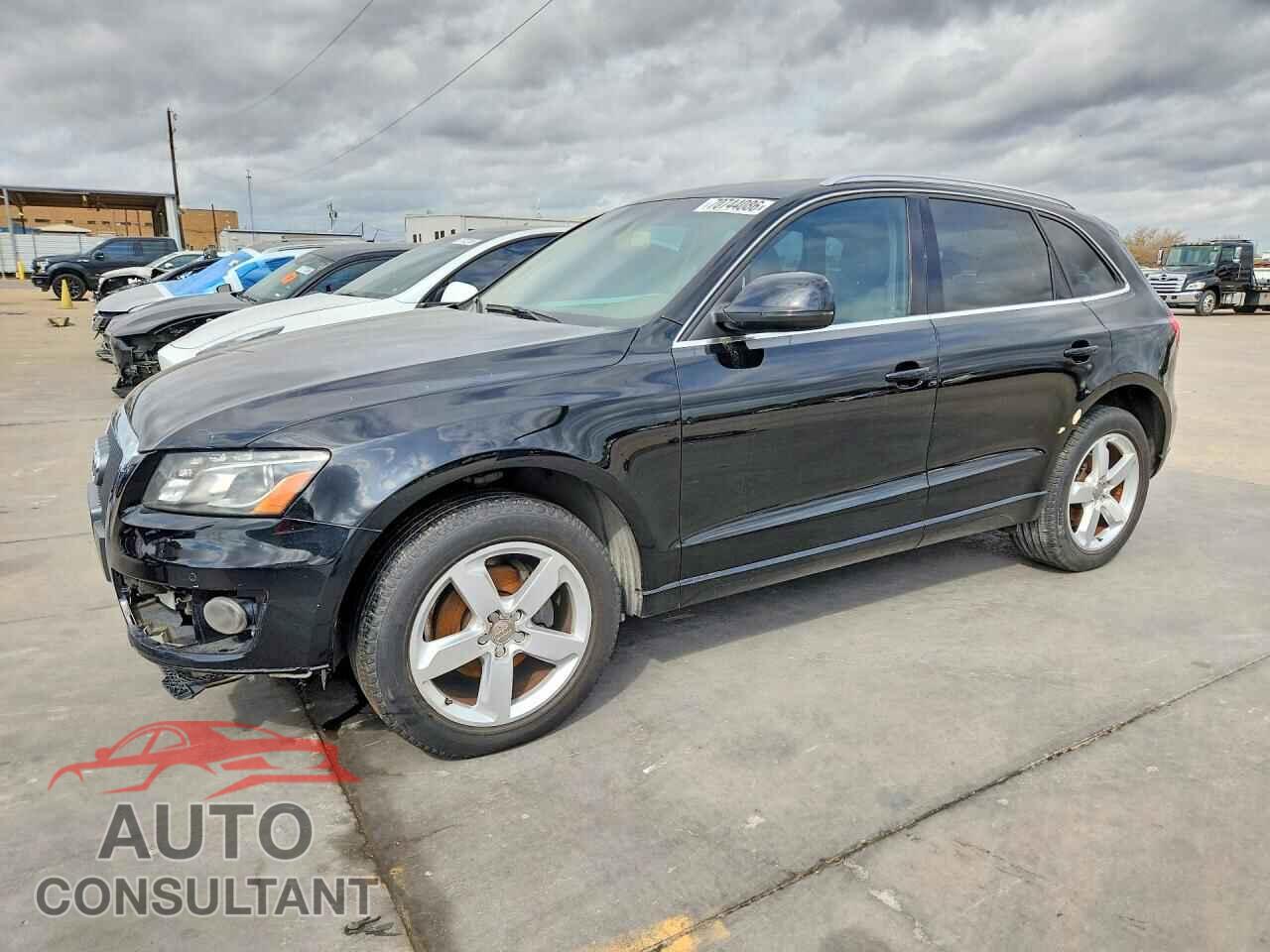 AUDI Q5 2012 - WA1LFAFP2CA137729