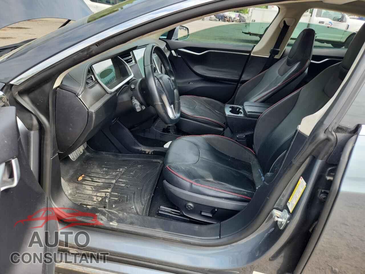 TESLA MODEL S 2013 - 5YJSA1DP7DFP05582