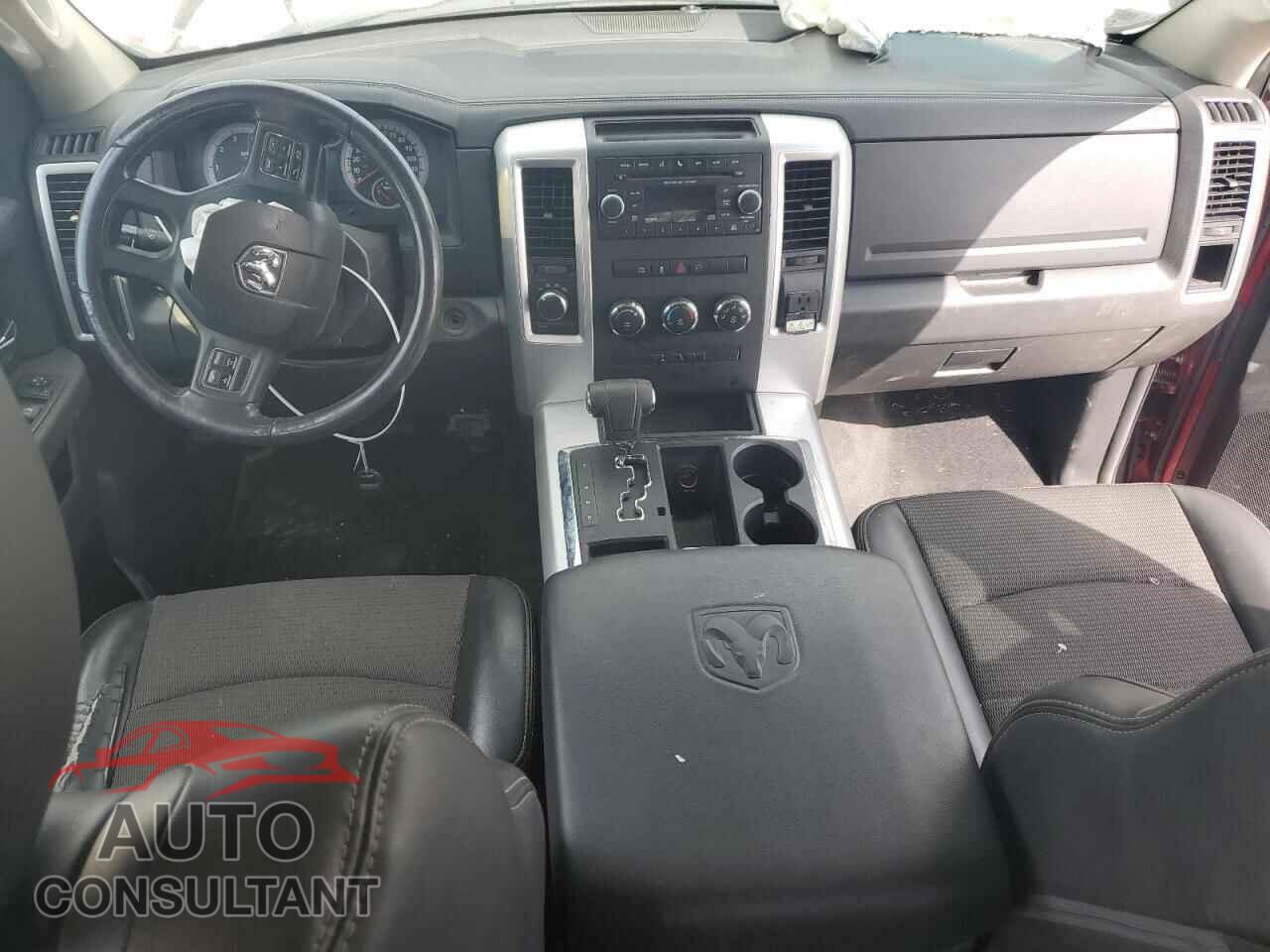DODGE RAM 1500 2012 - 1C6RD7MT8CS316853