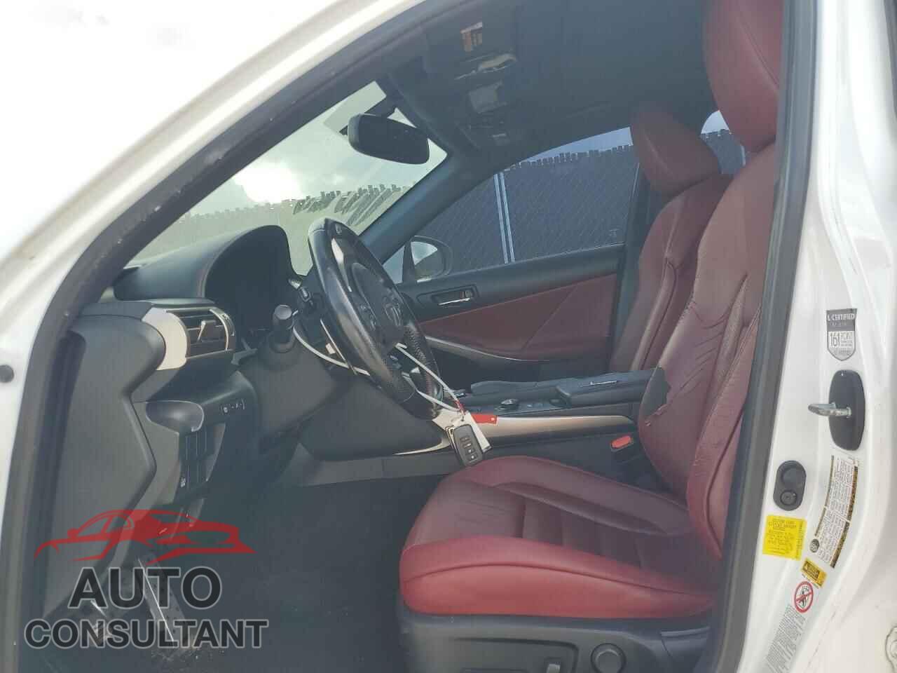 LEXUS IS 2016 - JTHBA1D20G5012913