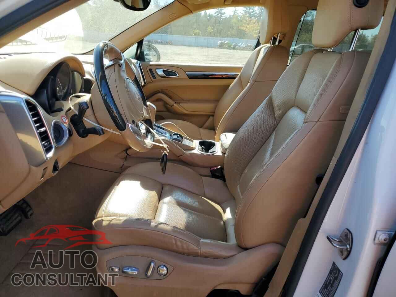 PORSCHE CAYENNE 2013 - WP1AA2A22DLA00985