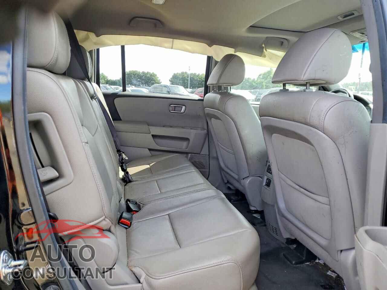 HONDA PILOT 2012 - 5FNYF4H72CB071765