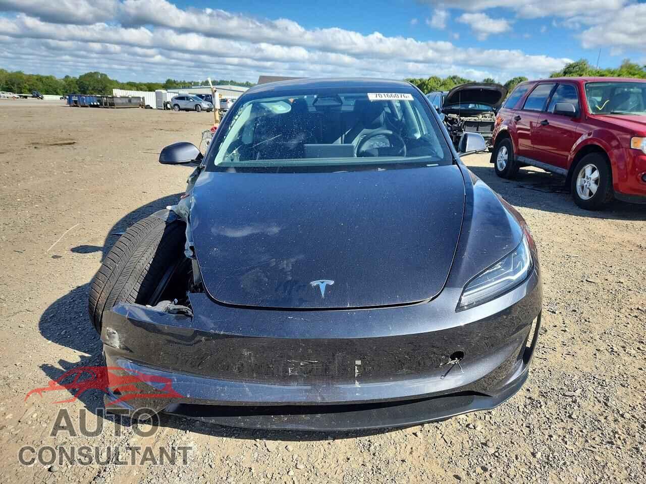 TESLA MODEL 3 2024 - 5YJ3E1ET2RF820232