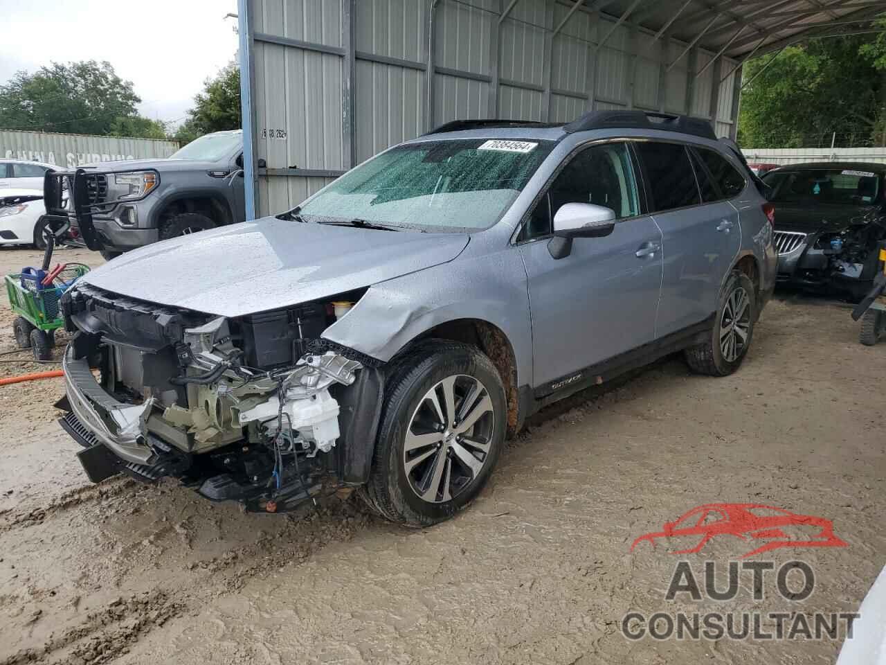 SUBARU OUTBACK 2018 - 4S4BSENC4J3372584