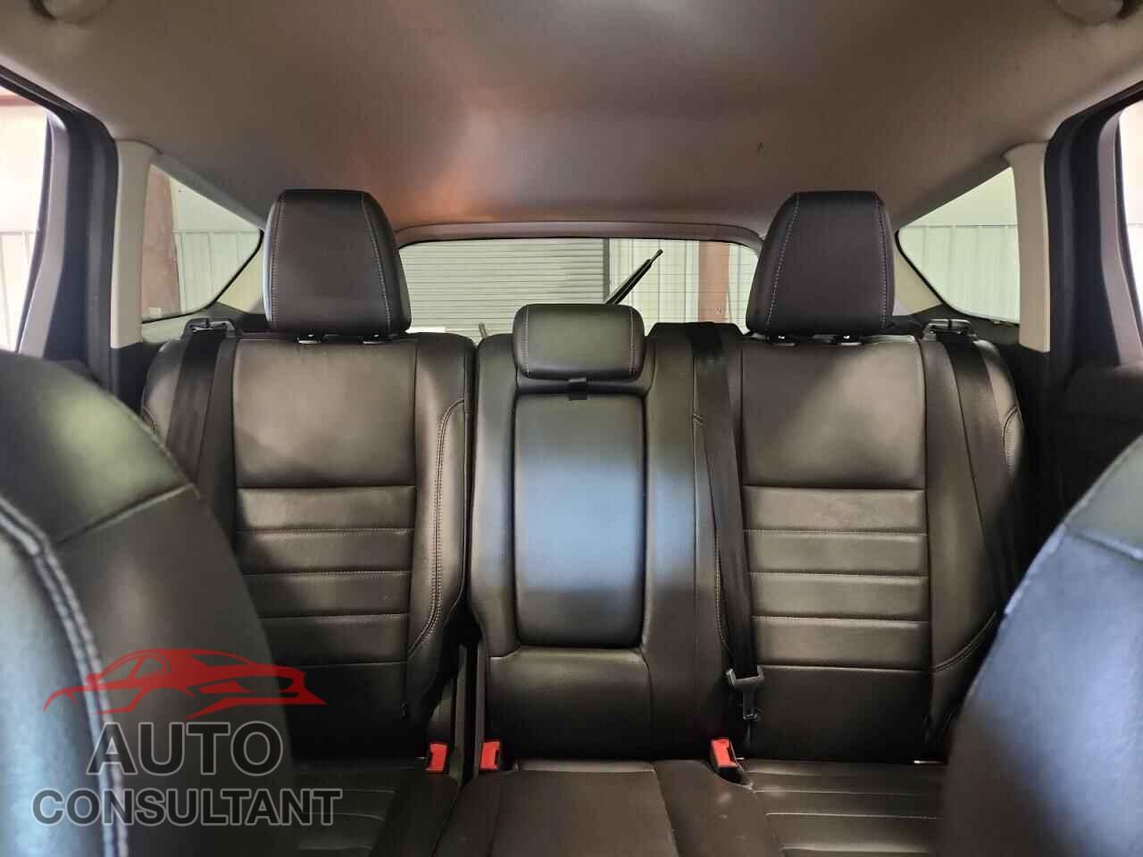 FORD ESCAPE 2016 - 1FMCU9G96GUB76687