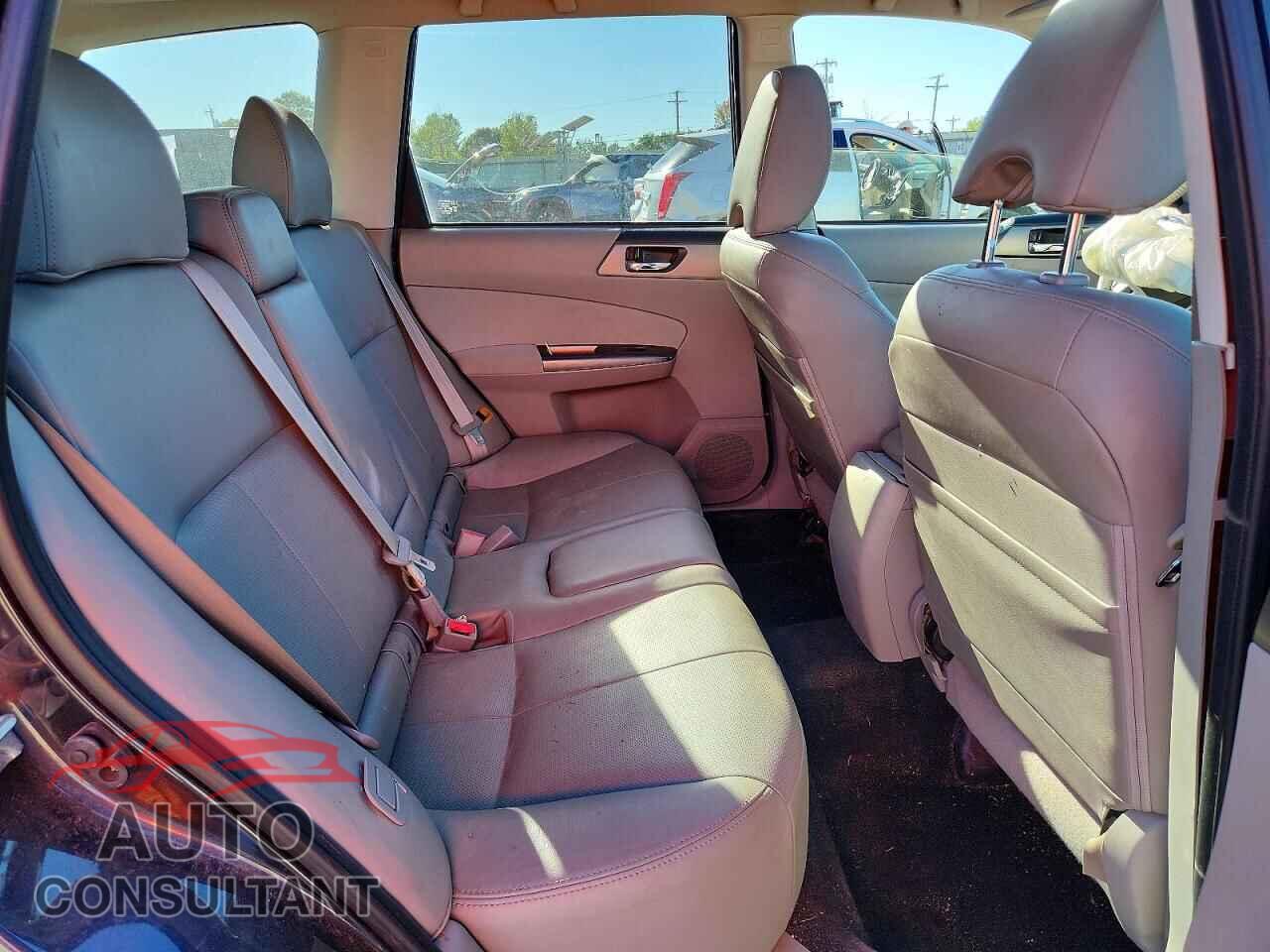 SUBARU FORESTER 2011 - JF2SHAEC2BH707780