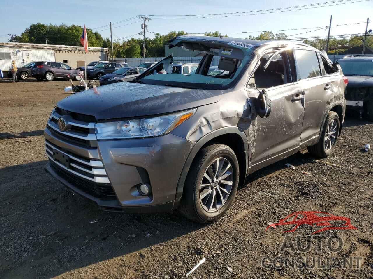 TOYOTA HIGHLANDER 2017 - 5TDJZRFH1HS470980