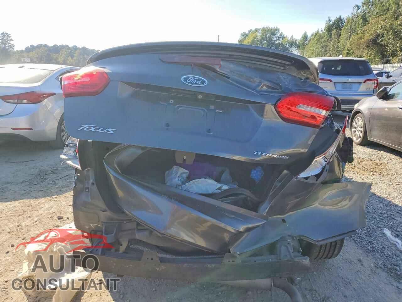 FORD FOCUS 2017 - 1FADP3J25HL288368