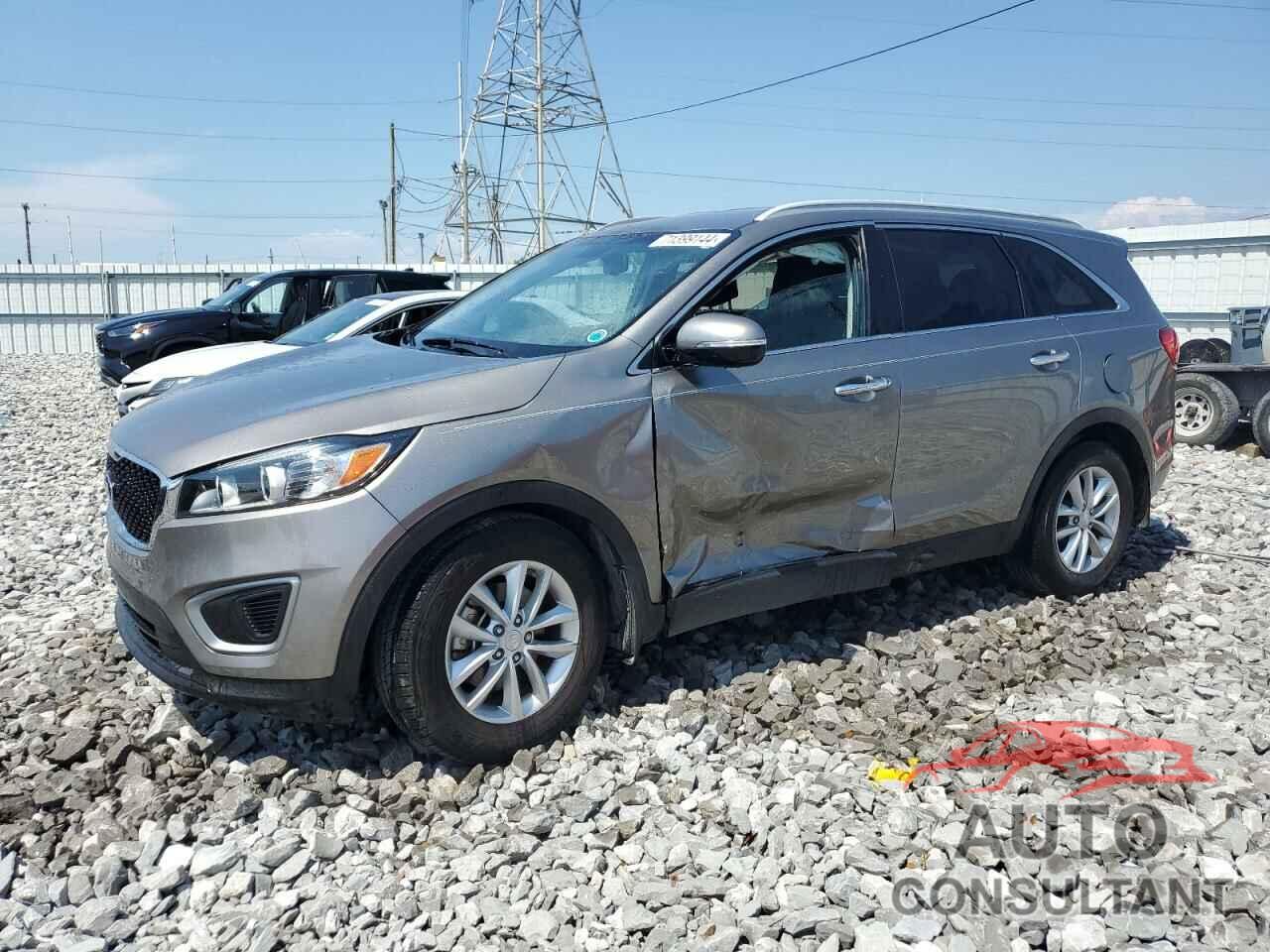 KIA SORENTO 2017 - 5XYPG4A35HG192449