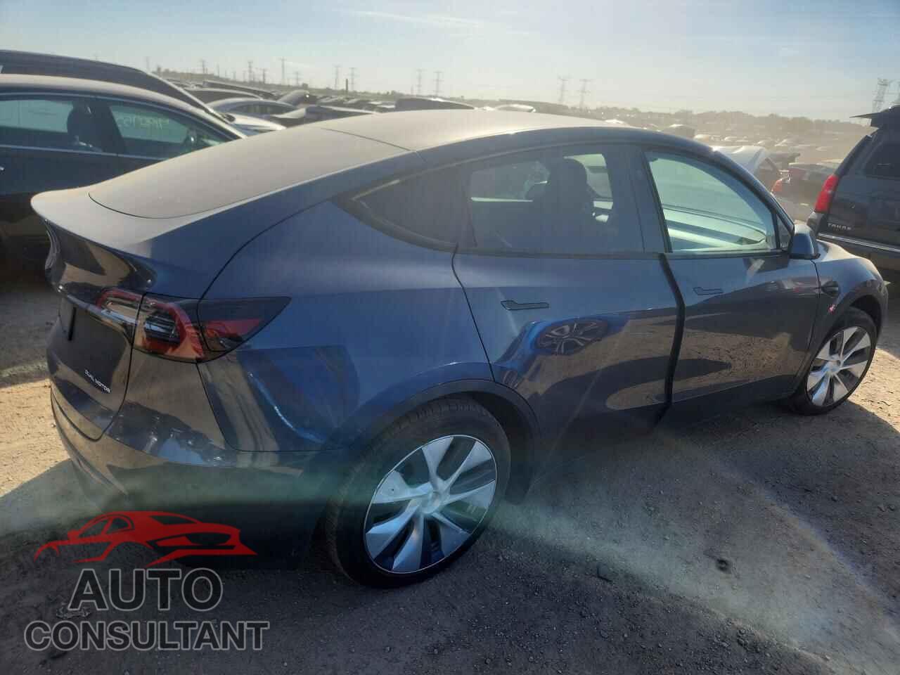 TESLA MODEL Y 2023 - 7SAYGDEE9PF866272