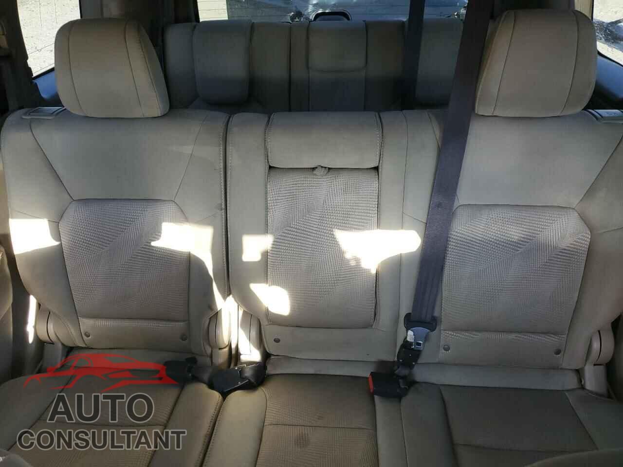 HONDA PILOT 2012 - 5FNYF4H2XCB005162