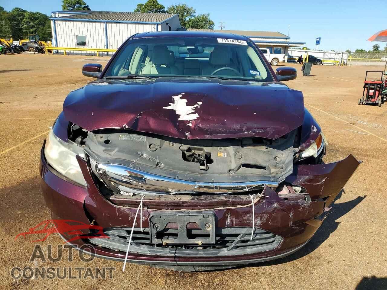 FORD TAURUS 2011 - 1FAHP2EW8BG102458